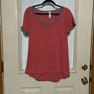 LuLaRoe top